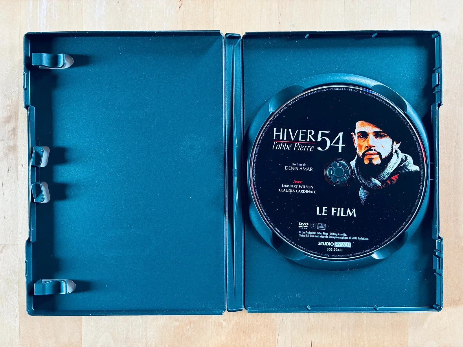 DVD Hiver 54 l’abbé Pierre. – photo 2